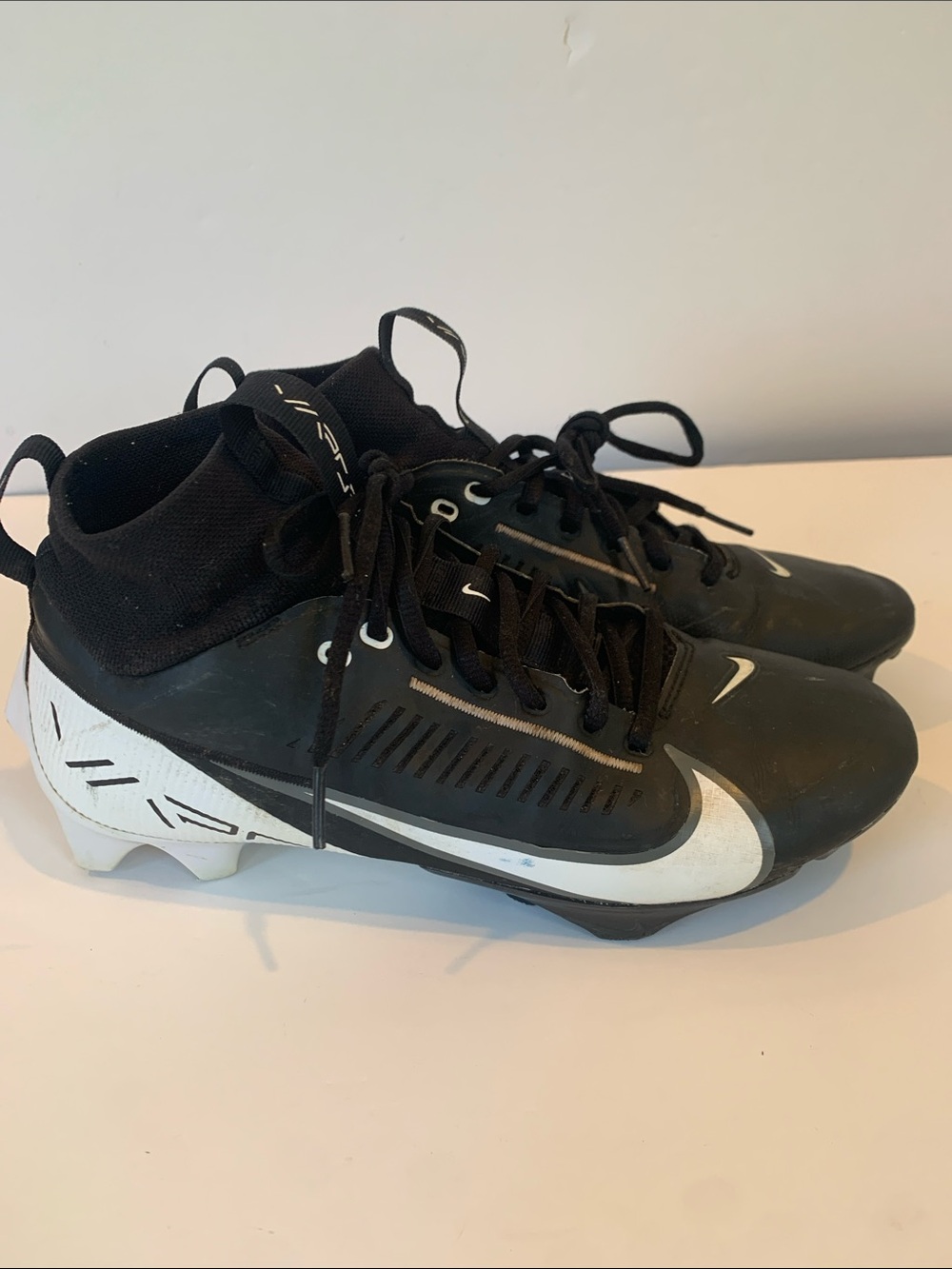 Nike Vapor Untouchable 3 Pro Football Cleats Black White Men's Size 8
